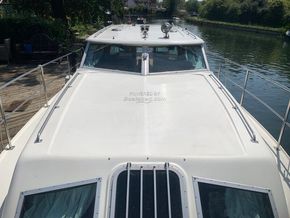 Sancerre 33 Sedan Recent engine - Coachroof/Wheelhouse