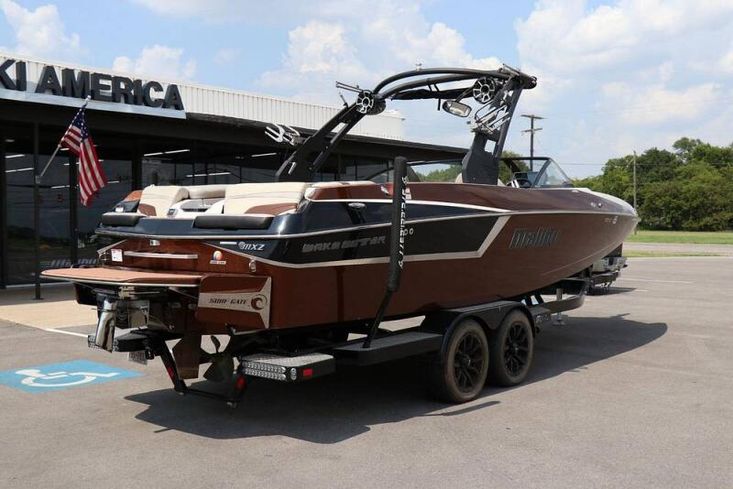 2017 Malibu wakesetter 24 mxz