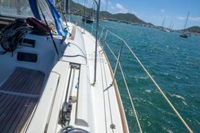 Jeanneau Sun Odyssey 519 5th (Crew) Cabin  - Side Deck