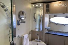 2005 Sealine T60