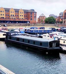 Cormorant - 65' x 12'6" 2 Bedroom Widebeam
