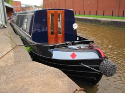 Standard and bespoke narrowboats