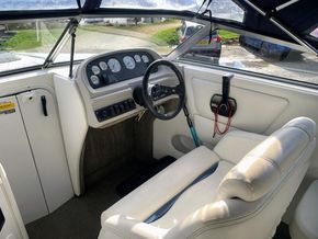 Marada 2102XRT  - Cockpit