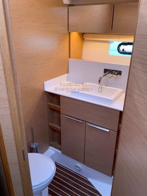 Bavaria 450 Sports Coupe (3 cabin version) - Heads