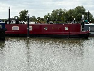 60 x 10'8 Cruiser Stern Widebeam