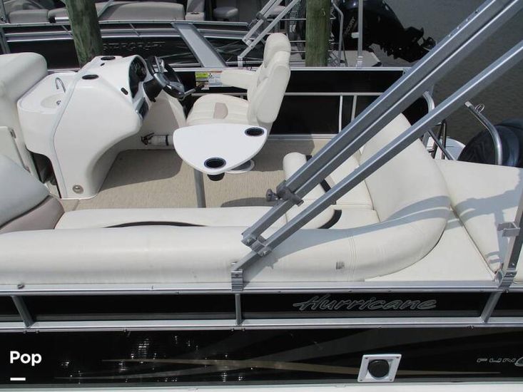 2014 Hurricane 236 fundeck