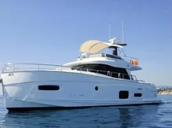 2015 Azimut Magellano 53