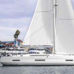 2023 Dufour 530