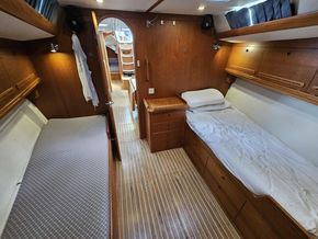 Bowman Starlight 46  - Forward Cabin