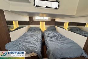 Jeanneau Leader 40 - single berths