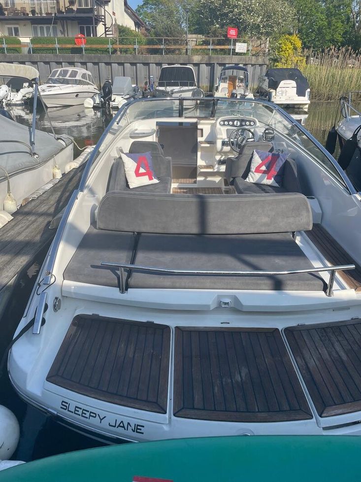 Windy Kharma 26ft 