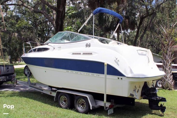 2007 Bayliner 245 sunbridge