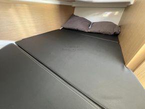 Beneteau Barracuda 8  - Saloon