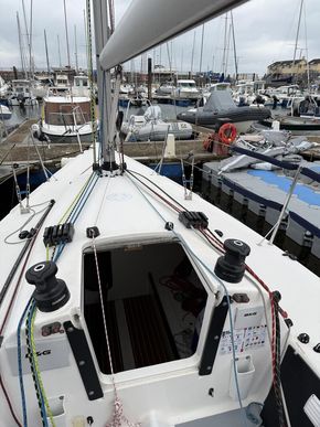 Cockpit with B&G tech and Harken winches