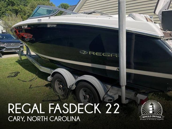 2016 Regal 22 fasdeck