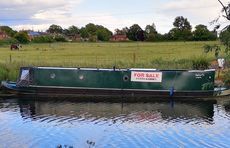 48&prime; Trad Narrow Boat &lsquo;Santa Fe&rsquo;