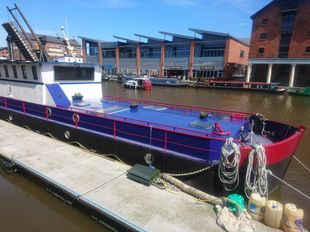 Luxury Barge