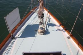 Columbia 50  - Foredeck