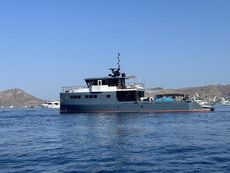 YACHT SUPPORT VESSEL CHARTER 