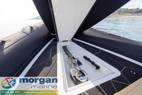 Highfield Sport 800 aluminium RIB - anchor locker