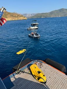 YACHT SUPPORT VESSEL CHARTER 