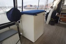 2005 Four Winns Horizon 240