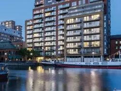 Waterspace Living Lexington 70