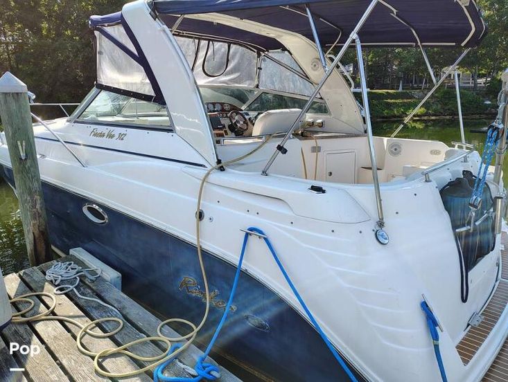 2005 Rinker fiesta vee 312