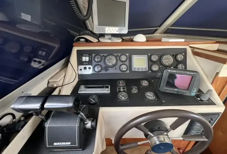 1986 Princess 30DS