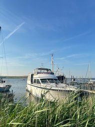 Hershine 18m Cruising Houseboat +Mooring