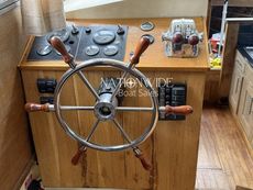 36ft by 9ft 6' Dutch Barge