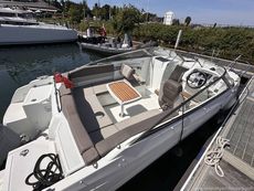 2017 Jeanneau Cap Camarat 6.5 DC