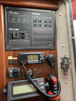 Sealine 285 Ambassador - Switch Panel, Navtex and VHF