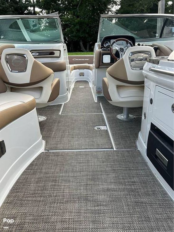 2021 Crownline e280 xs