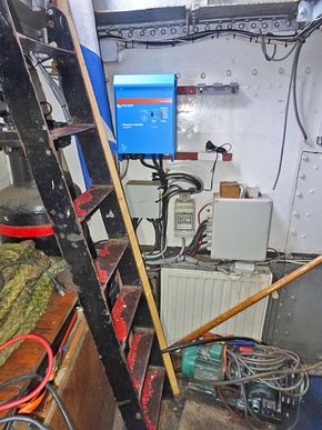 Luxe Motor 36.72, CBB Rijn