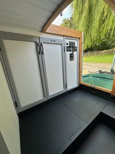 Stunning 57' Narrowboat (refitted)