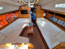 1986 Beneteau First 375