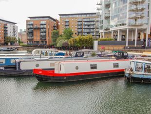 2005 Wide Beam 70ft with London mooring