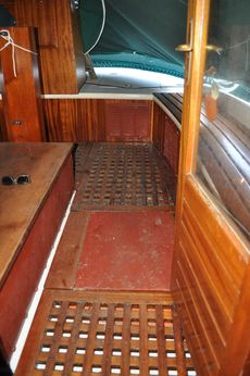 14,80 x 4,05m pretty, well maintained pleasure Tjalk, recent survey
