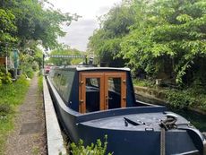63ft Narrowboat – Including West London Residential Mooring
