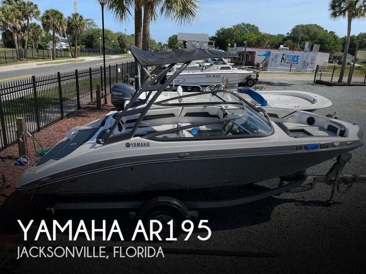 2019 Yamaha ar 195