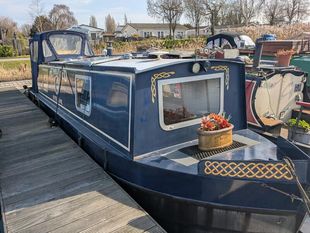 Aethelflaed - 30ft Cruiser Stern Narrowboat