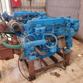 Ford lifeboat engine with transmission