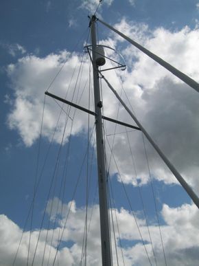 Alloy mast