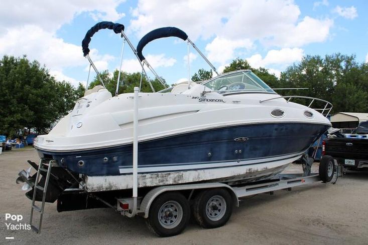 2008 Sea Ray 240 sundancer