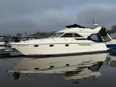 1998 Princess 430