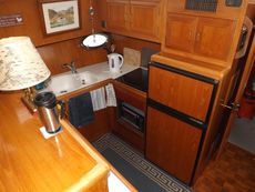 1991 Ocean Alexander 39