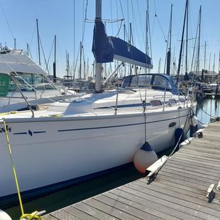 2007 Bavaria Cruiser 33