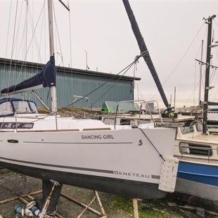 2010 Beneteau Oceanis 34