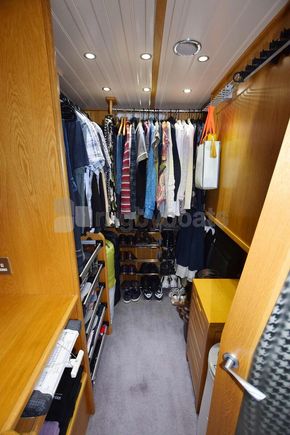 Utility room / walk in wardrobe